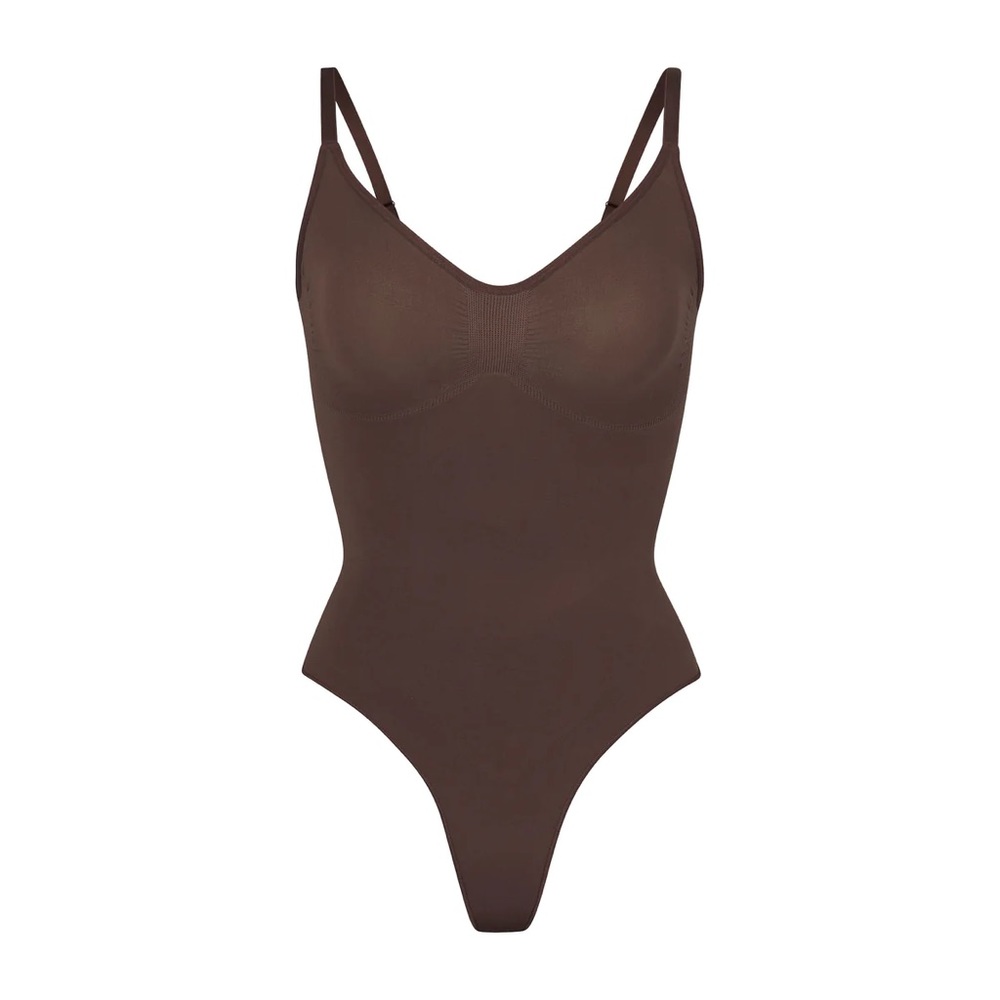 Skims seamless sculpt thong bodysuit cocoa